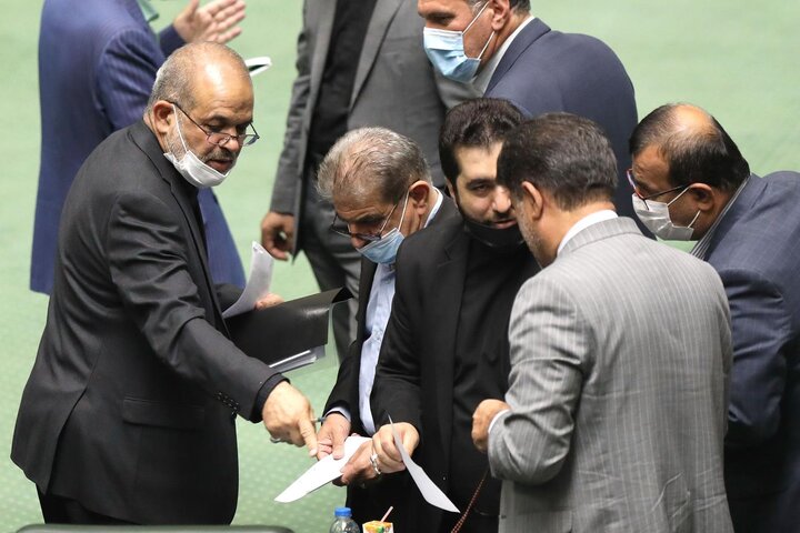 صحن علنی 25 مرداد