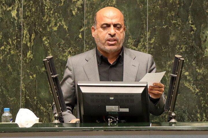 قشر دانشجو اعتراض ها و گلایه‌مندی‌هایی دارند که باید شنیده شود