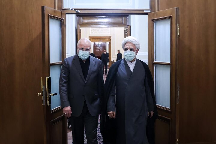 نشست سران قوا بع میزبانی رئیس مجلس