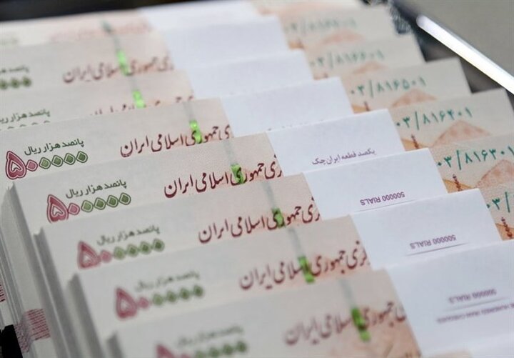 دولت نمی‌تواند حقوق کارمندان را بیشتر از ۲۰ درصد افزایش دهد