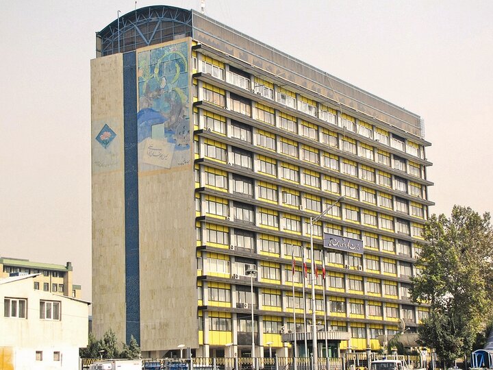 «زاهدی‌وفا» هنوز سرپرست وزارت کار است/ ‌رئیس‌جمهور گزینه وزارت کار را سریع‌تر معرفی کند