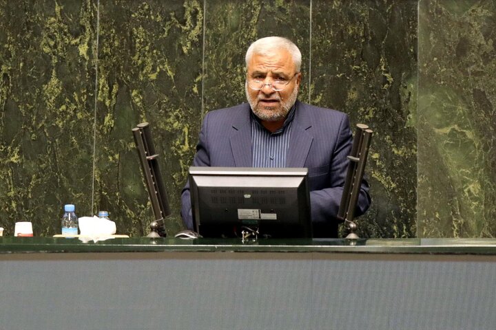 چرا قیمت کالاهای اساسی روز به روز افزایش پیدا می‌کند؟