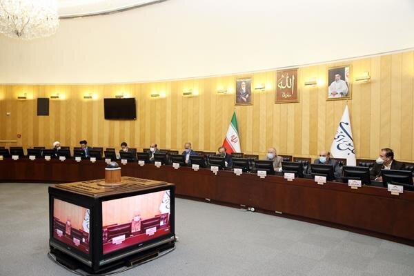 تصویب واردات سه نوع خودرو سنگین در کمیسیون صنایع