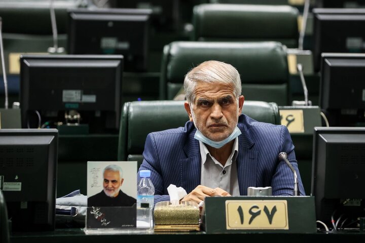 شورای نگهبان به عنوان ناظر شرایطی را فراهم کند که انتخابات پرشورتر برگزار شود