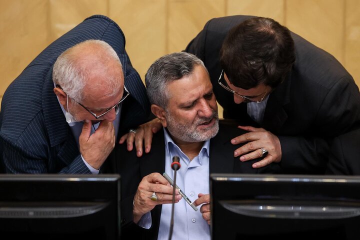 اولین جلسه فراکسیون انقلاب اسلامی با مرتضوی برگزار شد/ اعلام نظر فراکسیون بعد از رای گیری