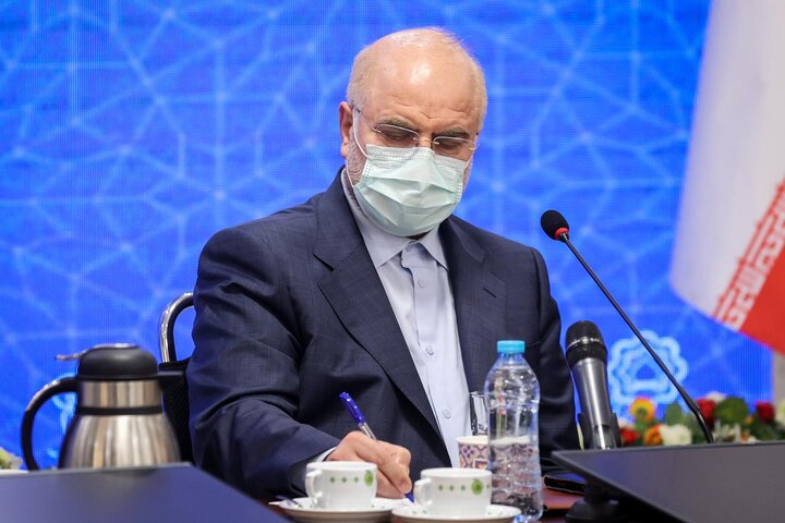 قانون مربوط به کاهش حقوق گمرکی مواد اولیه ابلاغ شد