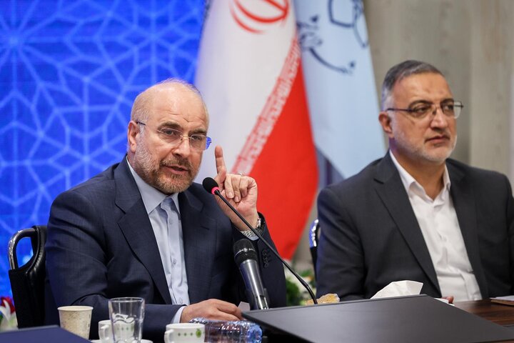 برخی مشکلات کلانشهرها بدون دریافت بودجه نیز قابل حل است/ احیای توسعه کشور مبتنی بر خدمات 