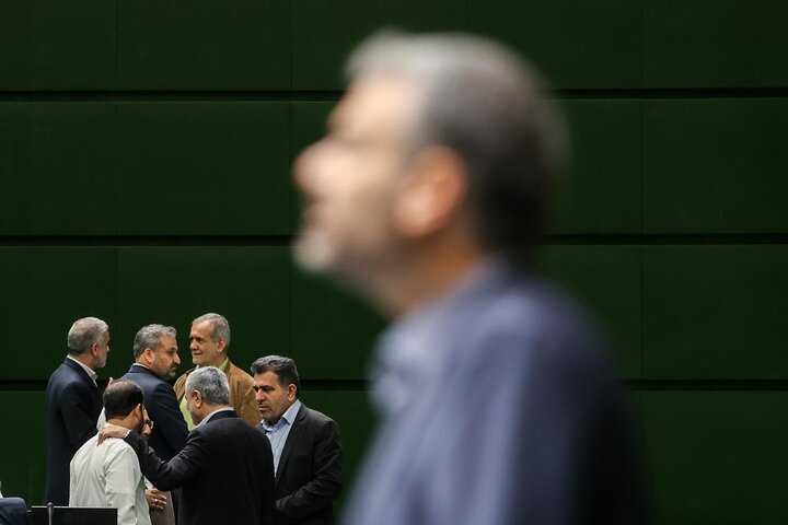 استیضاح وزیرصمت