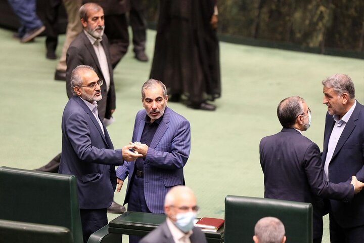 استیضاح وزیرصمت