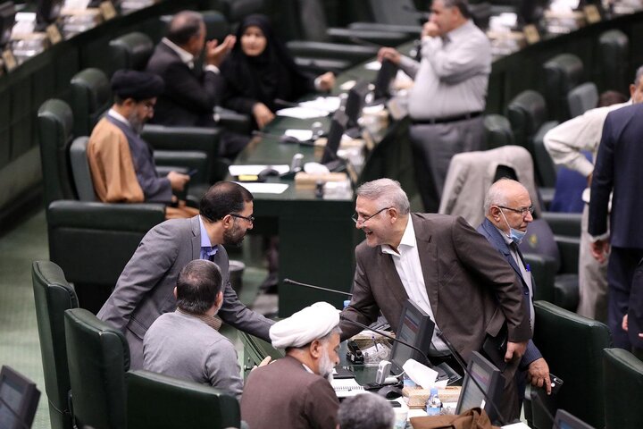 استیضاح وزیرصمت