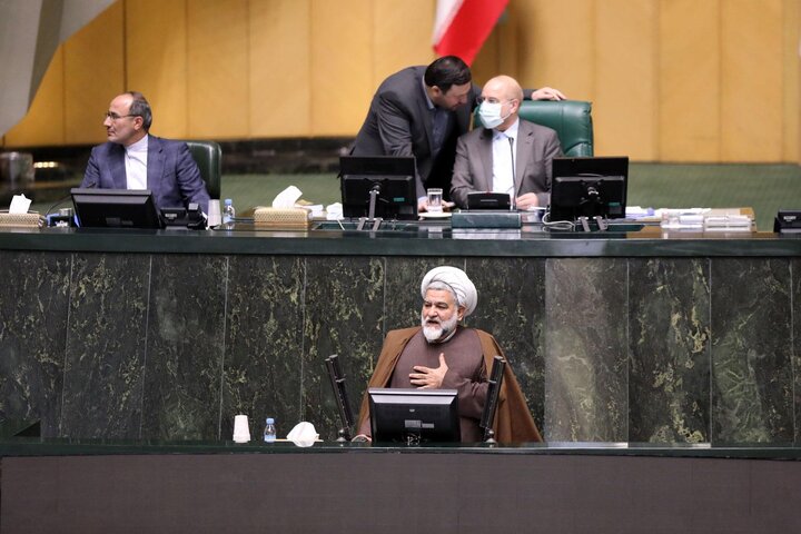 استیضاح وزیرصمت