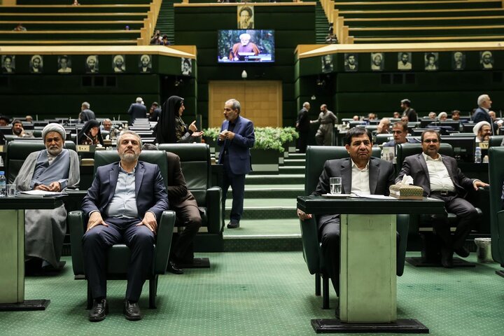 استیضاح وزیرصمت