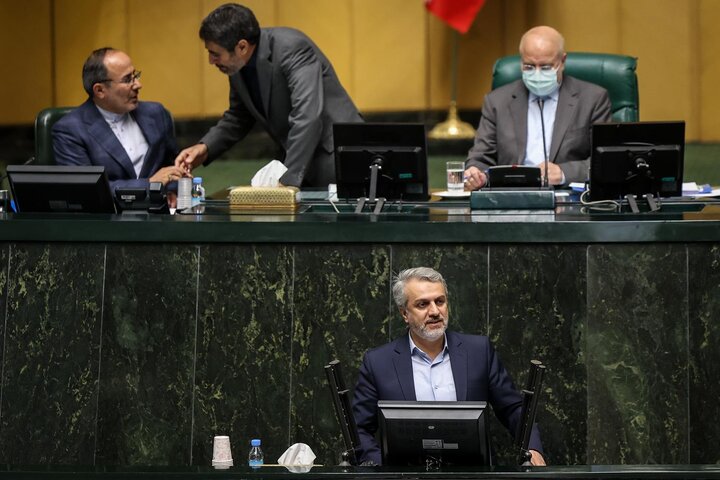 استیضاح وزیرصمت