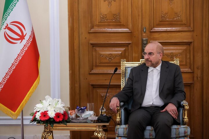 ساخت موشک بالستیک علامت روشنی از ترکیب علم و ایمان در صنعت دفاعی کشور است