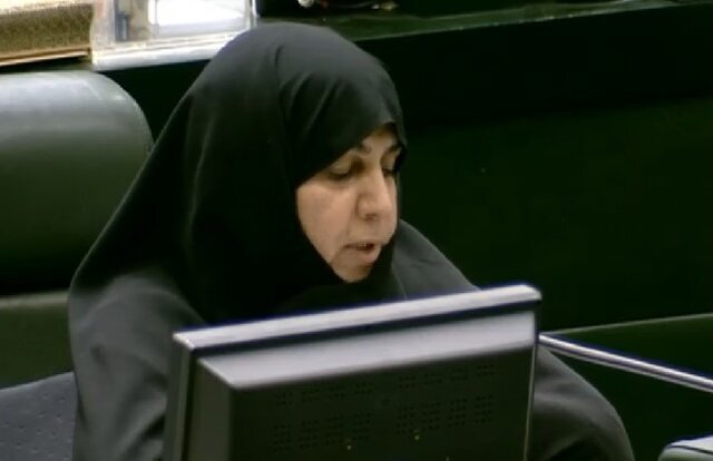 قوای سه گانه در مهار گرانی و تورم با همتی مضاعف اقدام عاجل نمایند