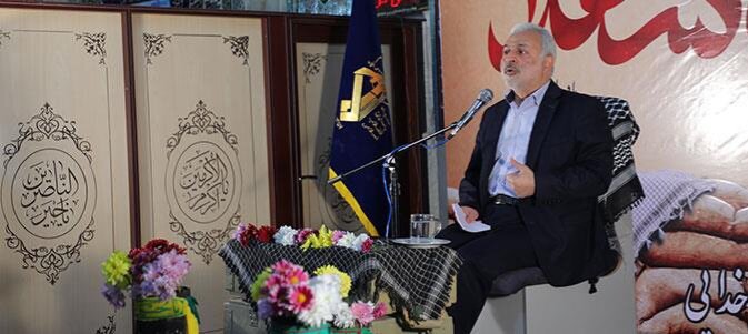 نوک پیمان دشمن قلب بسیجیان را نشانه رفته است/ دشمن هدفش خالی کردن مساجد است