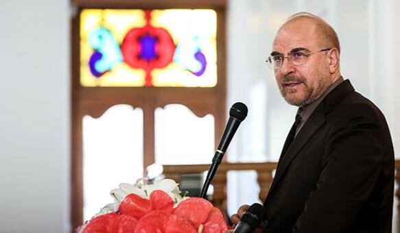 فرهنگ بسیج فرهنگ نجات کشور در همه عرصه‌ها و فائق آمدن بر مشکلات است