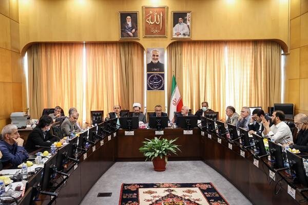 مشکلات کامیون داران در کمیسیون عمران بررسی شد