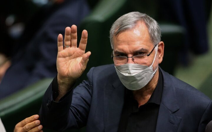 جزئیات استیضاح وزیر بهداشت/ وضعیت فعلی دارو زیبنده نیست