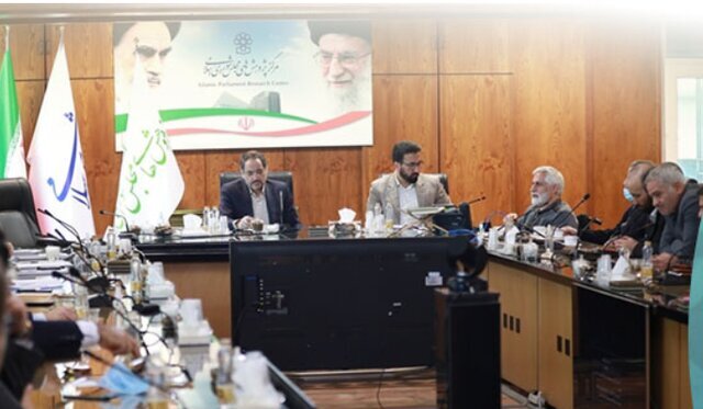 در مرکز پژوهش های مجلس از جامعه ایثارگران تکریم شد