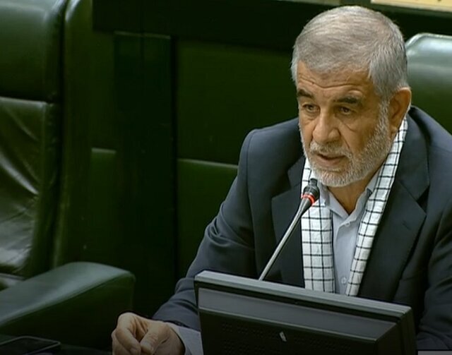 افرادی که در بی ثباتی سوریه نقش داشتند نباید امروز اقتصاد این کشور را تصاحب کنند