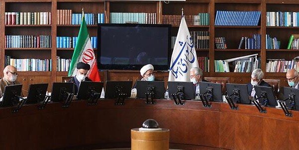 بررسی طرز کار سازمان سنجش آموزش کشور در اجرای قانون رسیدگی به تخلفات آزمون ها