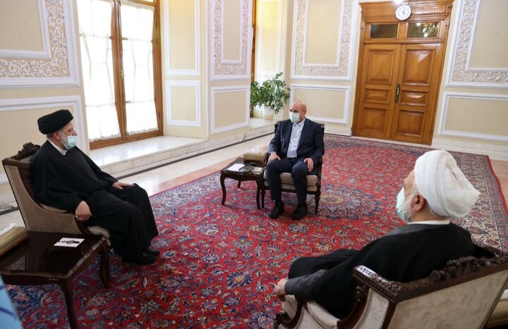 نشست سران سه قوه به میزبانی مجلس شورای اسلامی برگزار شد