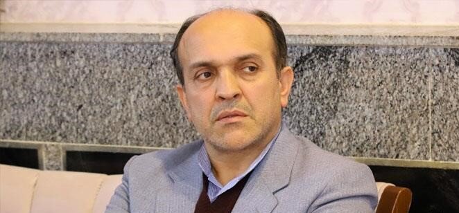 نباید کالاهای اساسی یکی پس از دیگری از سفره مردم حذف شود