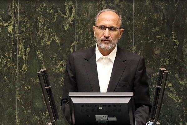 مردم حق دارند به دلیل هزینه های بالای زندگی ما را متهم به بی تدبیری کنند

