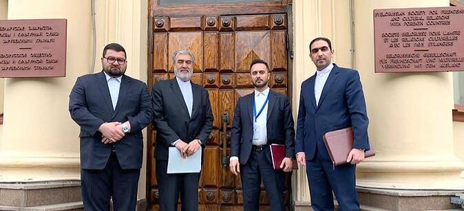 هیات پارلمانی کشورمان در مراسم بزرگداشت حکیم خیام نیشابوری در مینسک حضور یافت