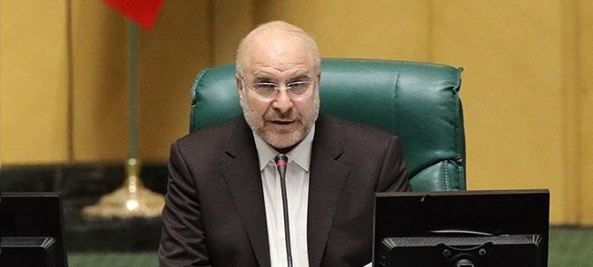 دشمنی که جرأت فشار نظامی به ما را ندارد، بر نقطه ضعف ما در اقتصاد فشار می‌آورد