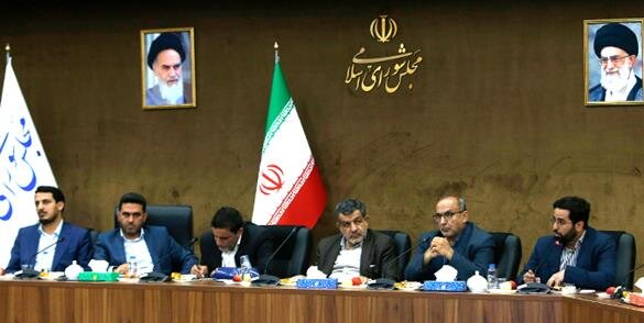 مصرف‌گرایی در فناوری‌ها آورده‌ای برای کشور ندارد