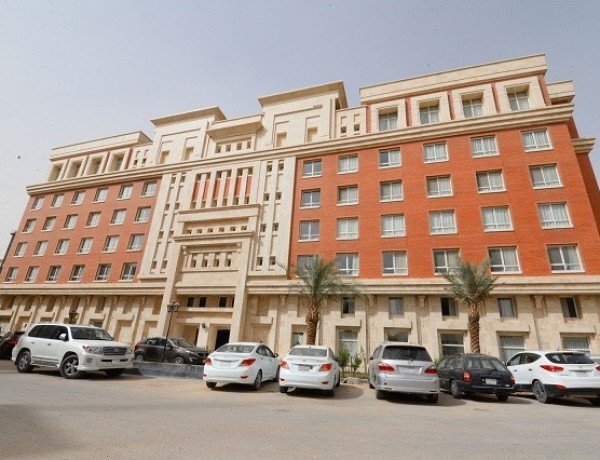 ساخت هتل نجف به نام زائران ایرانی به کام زوار دیگر کشورها!