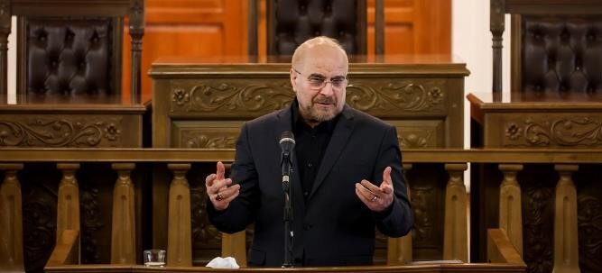 تا زمانی که ثبات اقتصادی برقرار نشود، رشد اقتصادی معنا ندارد