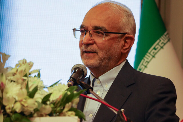 تولید راه نجات اقتصاد کشور است