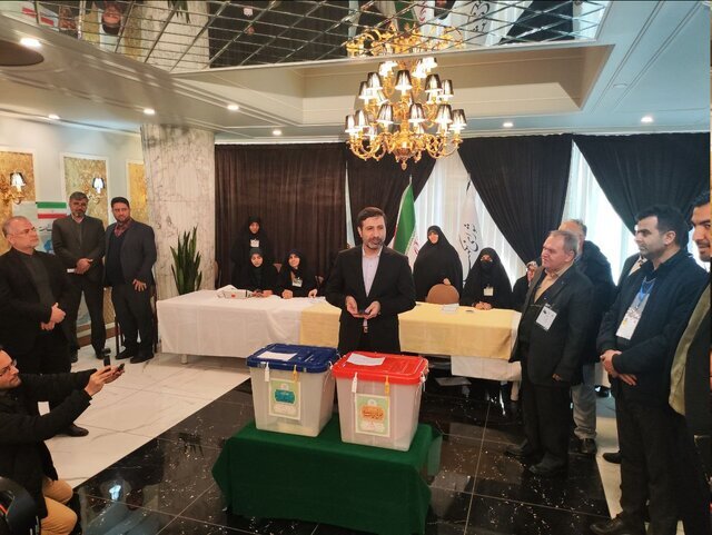 انتخابات آیین شکرگزاری استفاده از حق تعیین سرنوشت است