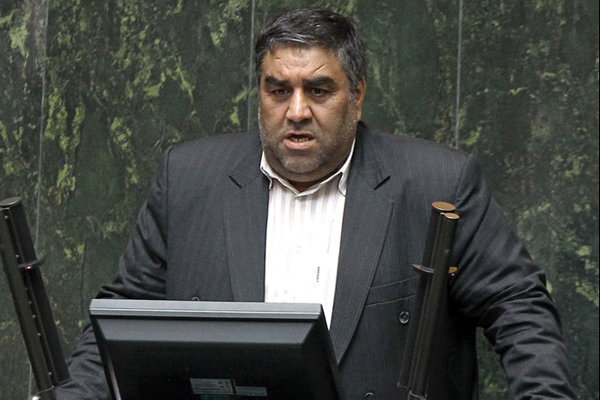 حسینی: تبدیل وضعیت نیروهای شرکتی اجرایی شود