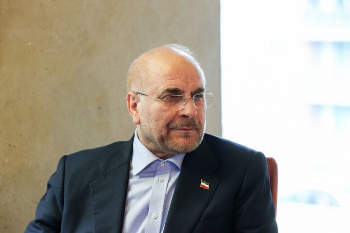 قالیباف: کمیسیون اجتماعی طلب صندوق بازنشستگی را از دولت مطالبه کند