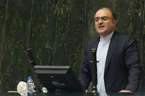 میدان با تمام قدرت پشت تیم دیپلماسی ایستاده است/ افشای تفاوت فاحش واقعیت مذاکرات با حواشی رسانه‌ای