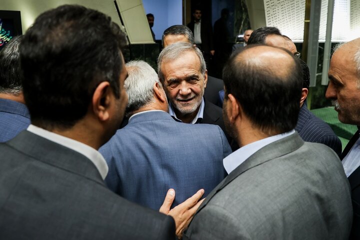 چانه زنی های سیاسی برای جذب بودجه تعطیل شد