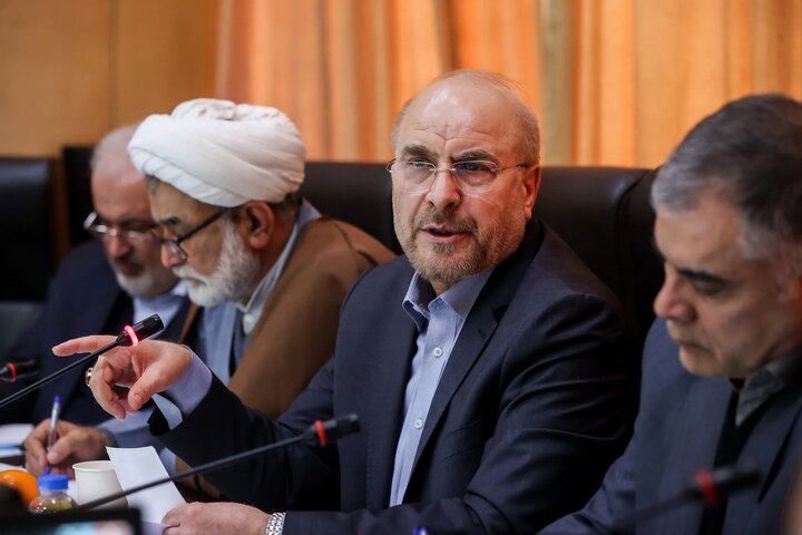 قالیباف بر مدار وفاق/ تلاش پایداری‌ها برای «تنش زایی» بین دولت و مجلس 