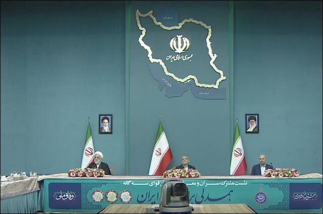 لزوم نگاه هوشمندانه دولت به مذاکرات و تحریم‌ها 