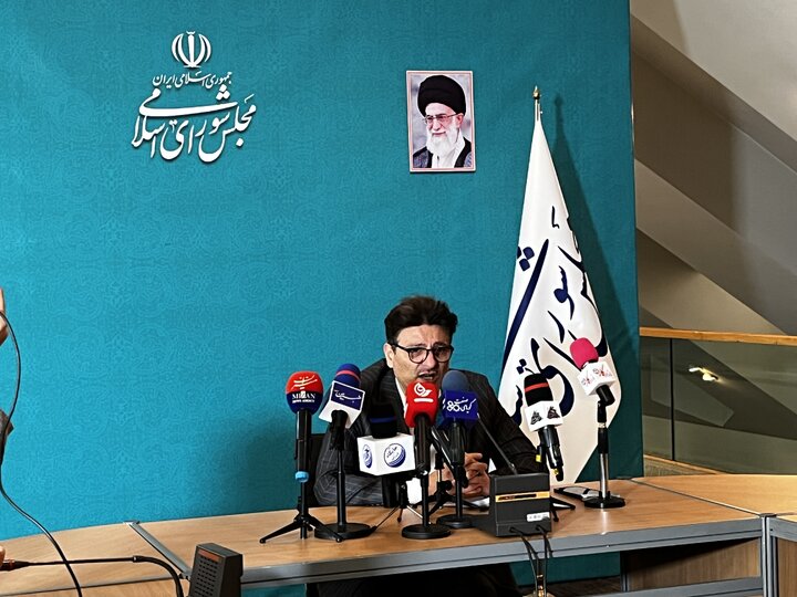 یکی از اهداف فراکسیون کارآفرینی، تسهیل در صدور مجوزهاست