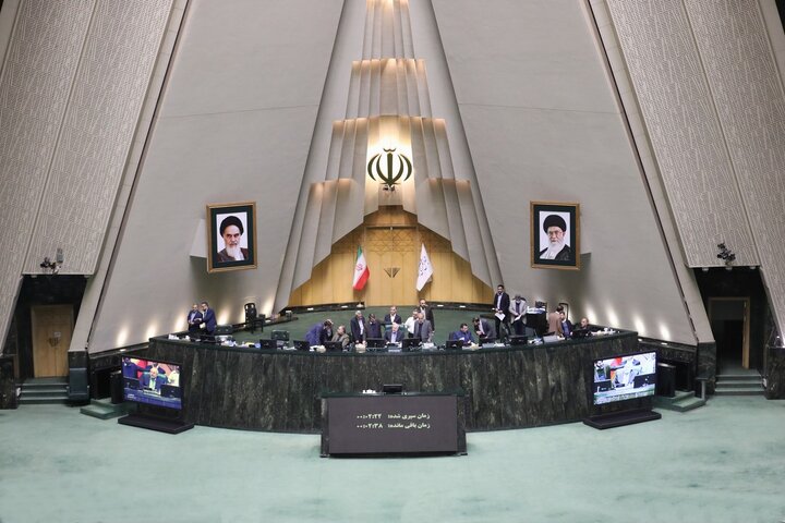 همصدایی پارلمان با دیپلمات‌های در میدان/ تذکر قالیباف به کوچک‌زاده