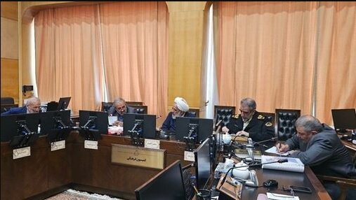 جزئیات جلسه بررسی وقایع جمعه شب مقابل مجلس/ فراجا بر اساس مصوبه شورای تأمین موظف به پایان دادن تحصن بوده است