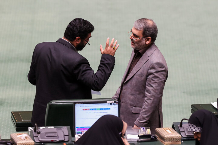 جلسه علنی یکشنبه 7 اردیبهشت مجلس شورای اسلامی