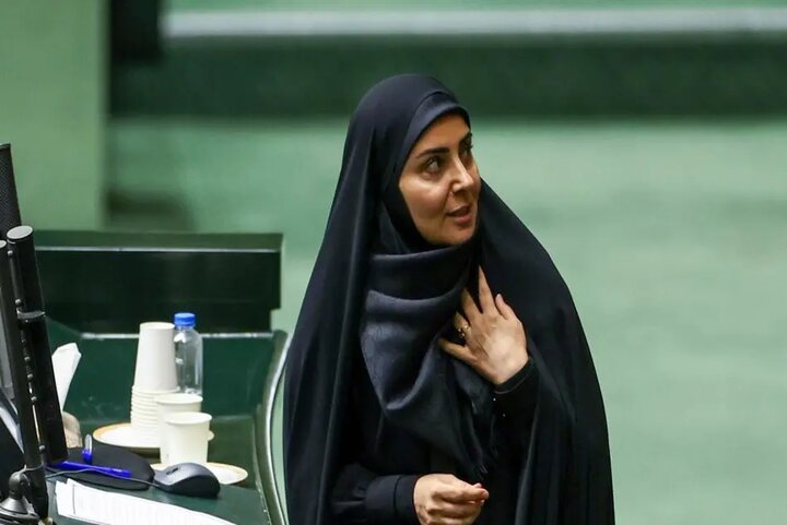 استیضاح وزیر راه مراحل قانونی خود را در مجلس طی می‌کند 