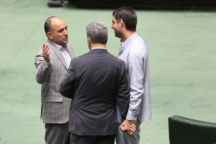 جلسه علنی 9 اردیبهشت