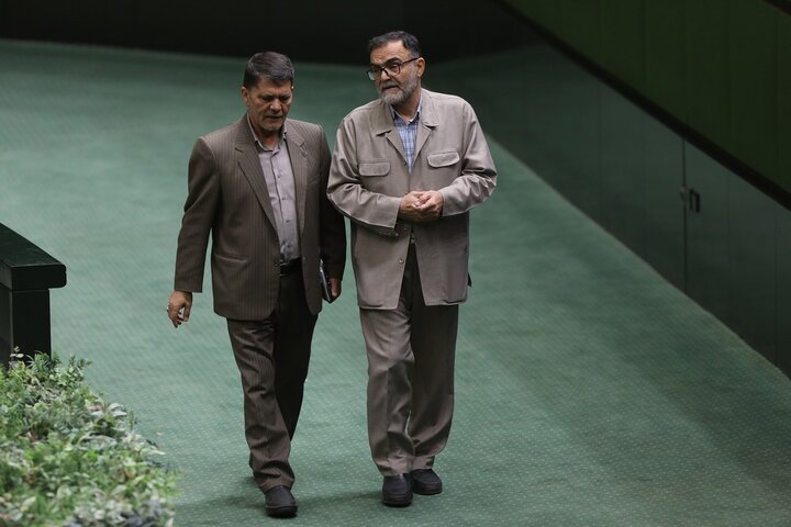 جلسه علنی 9 اردیبهشت