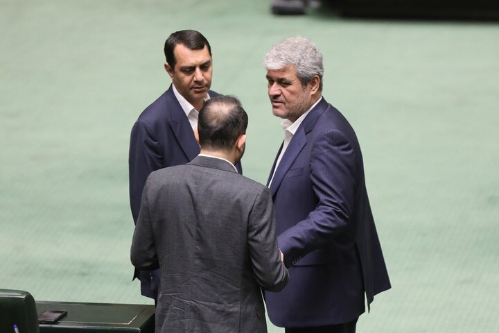 جلسه علنی 9 اردیبهشت